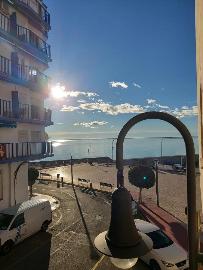 Apartamento En Primera Linea De Mar L'Ampolla Luaran gambar